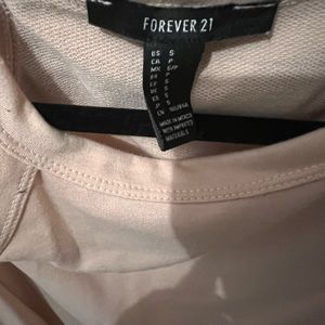 FOREVER 21 off shoulder long sleeve Size Small